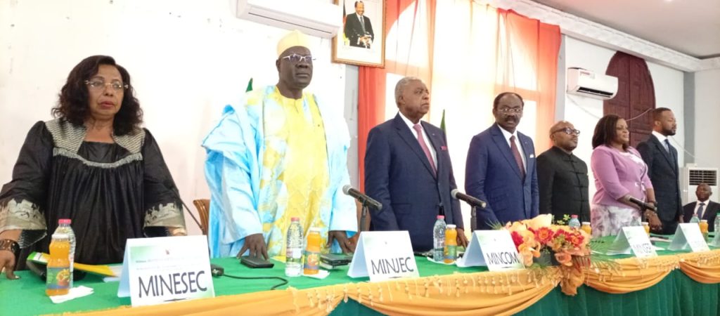 WhatsApp-Image-2026-02-04-at-11.32.09-1024x450 Ouverture des Echanges Sectoriels entre les Jeunes et les Membres du Gouvernement