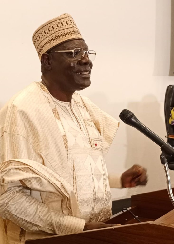 WhatsApp-Image-2026-02-11-at-16.12.01-733x1024 Séance plénière de présentation des recommandations et d'adoption des résolutions suite aux différents panels entre les jeunes et les membres du gouvernement